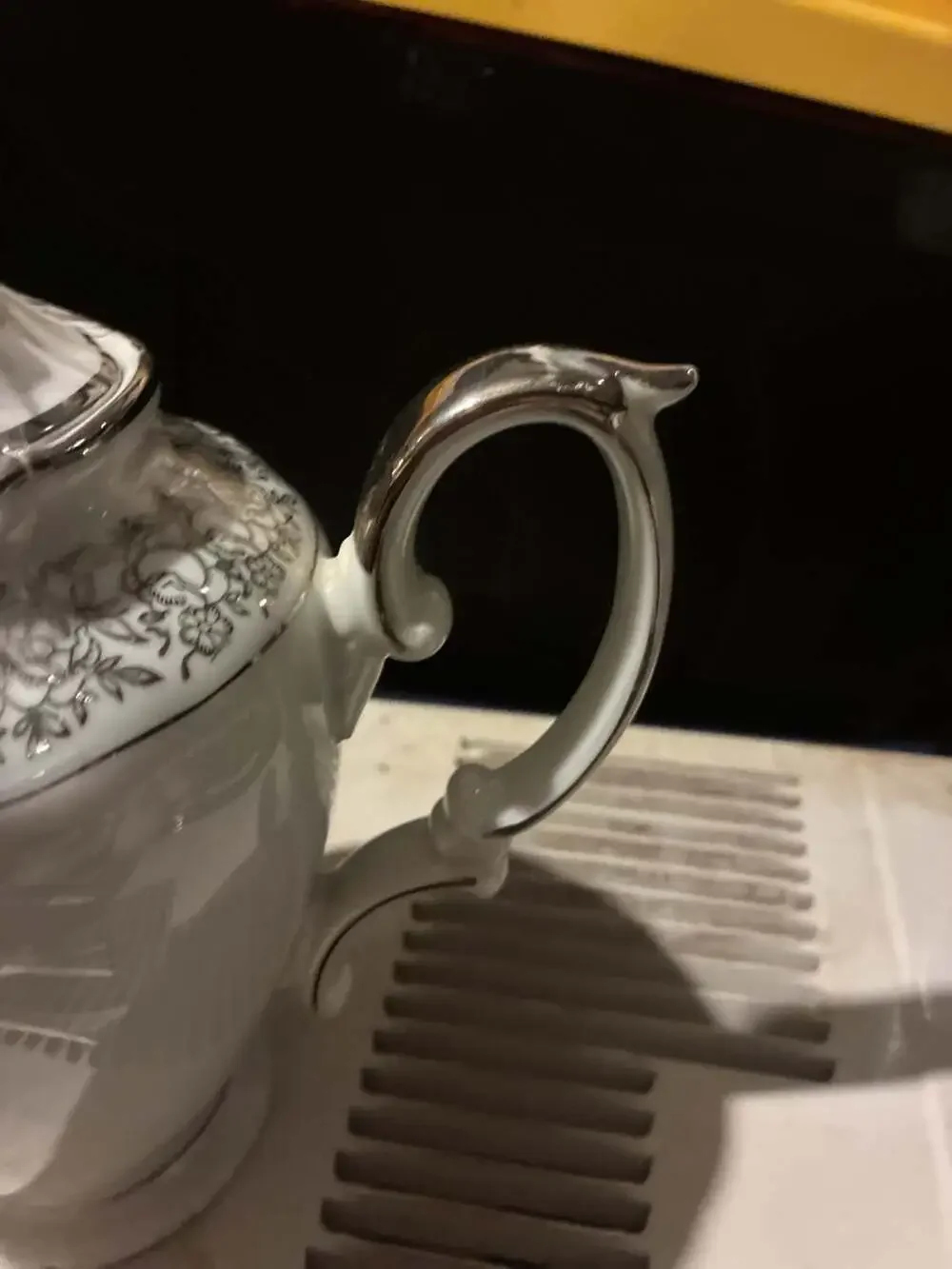 Winterling Bavaria WIG26 Porcelain Teapot with Platinum Rose Trim